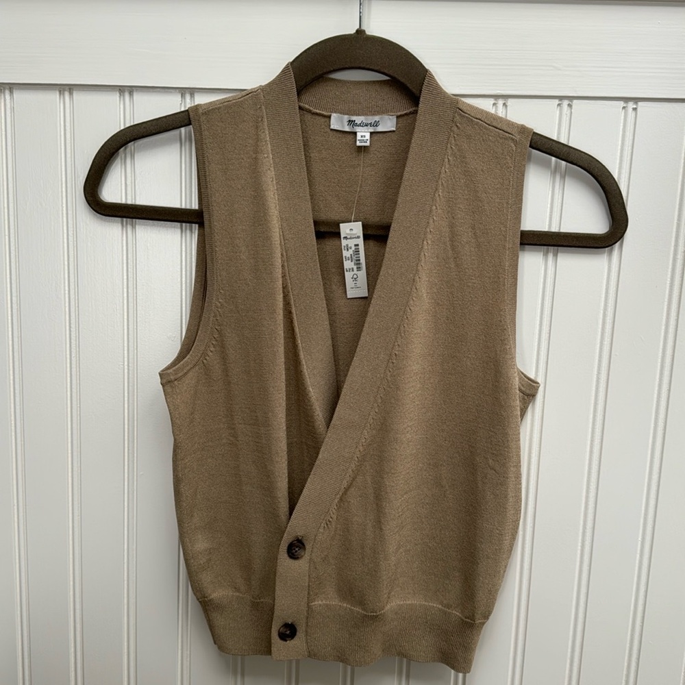 NWT Vest